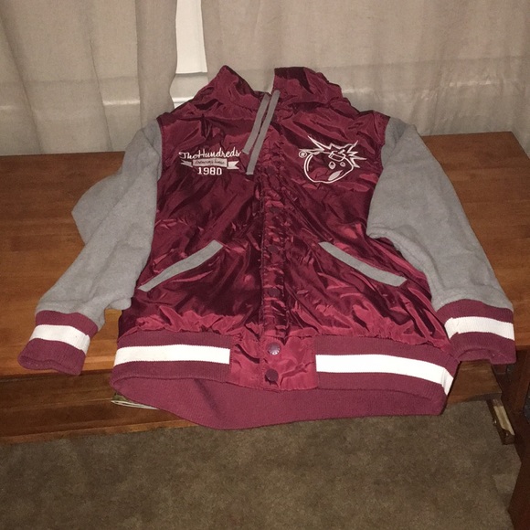 The Hundreds 1980 - Picture 2 of 3